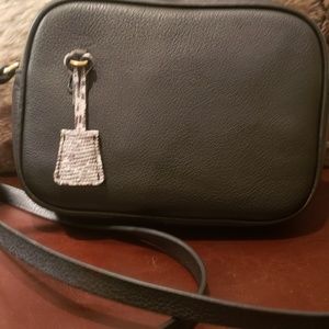 Crossbody purse